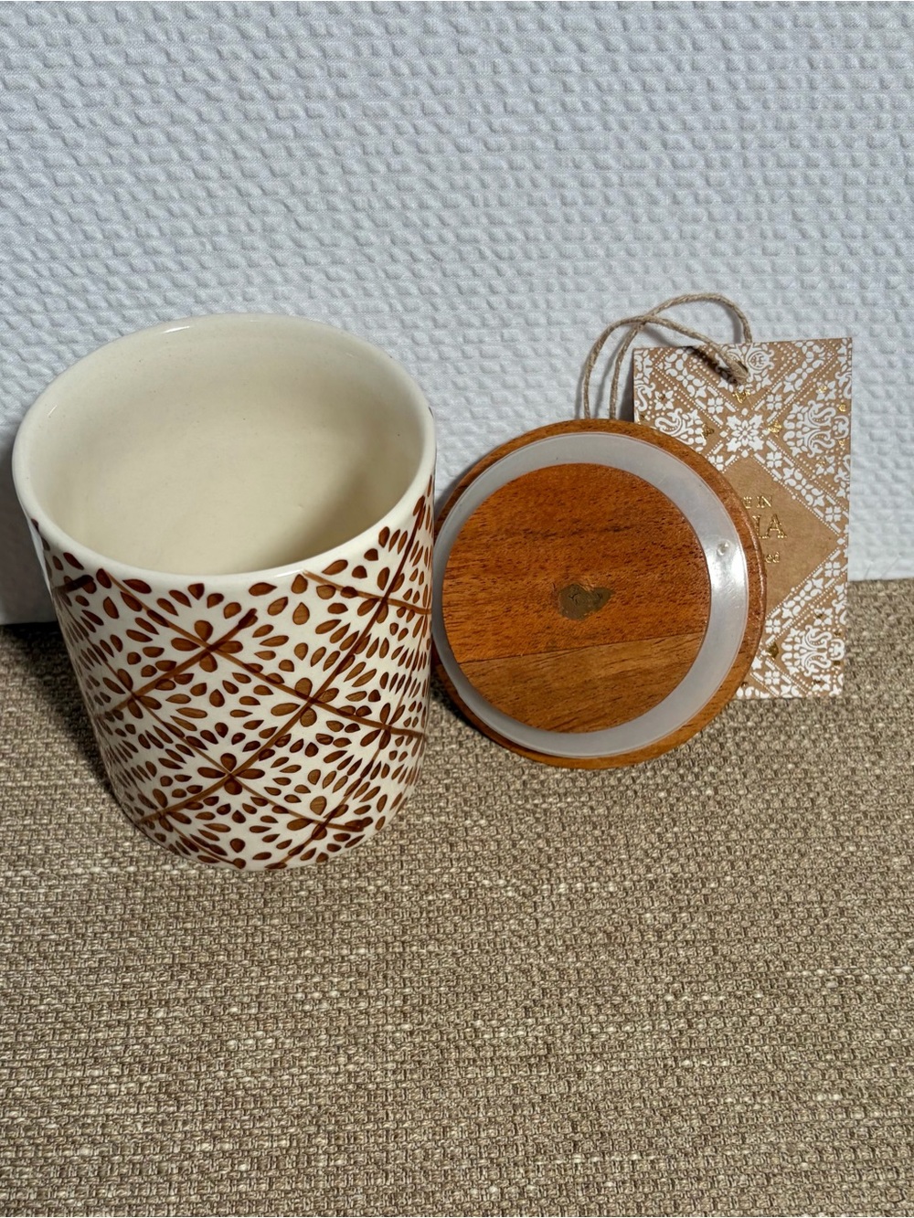 Ceramic Jar with Wooden Lid - Hand-Painted Brown & Cream - Picture 8 of 8
